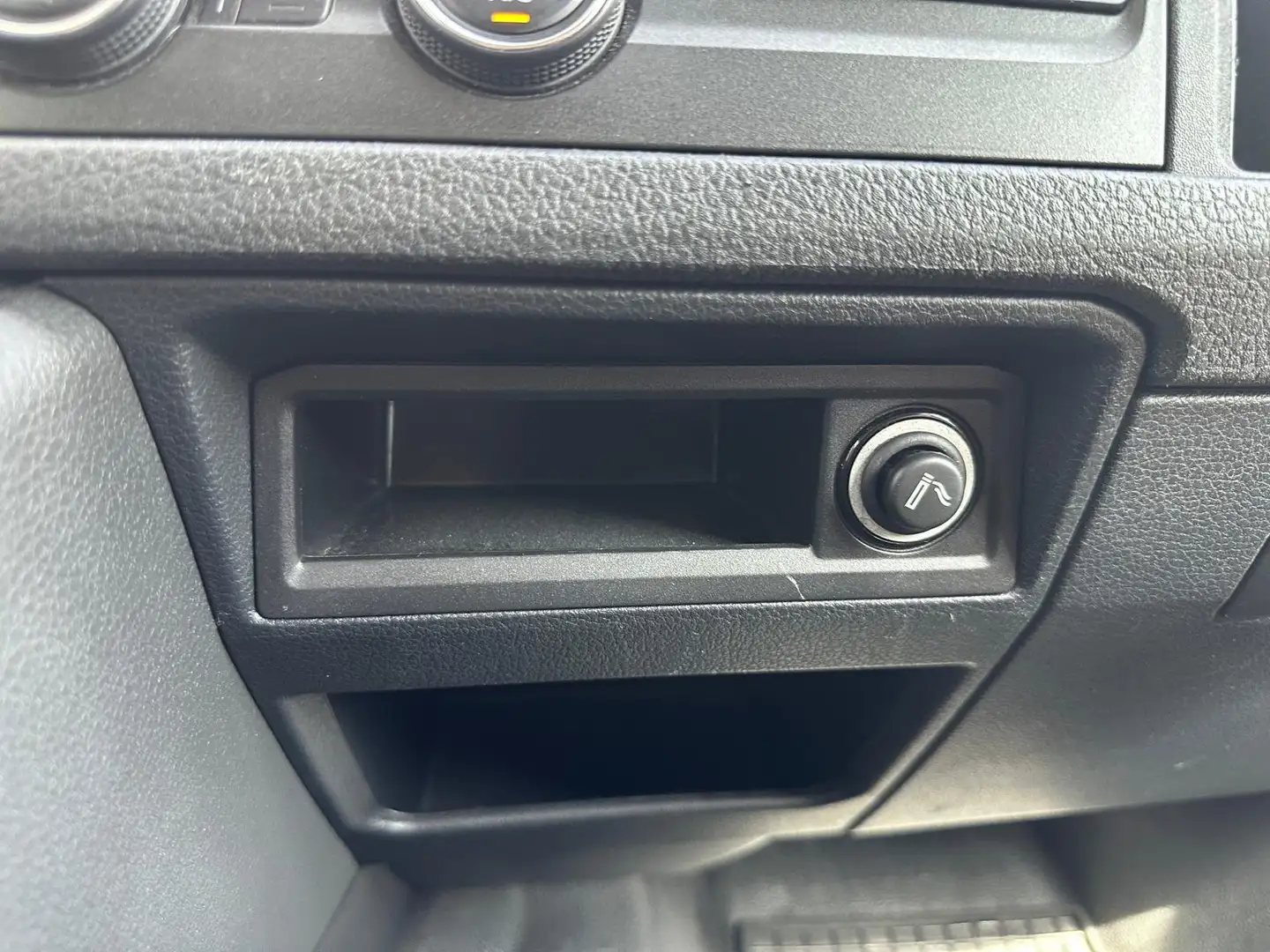 Volkswagen T6 Caravelle