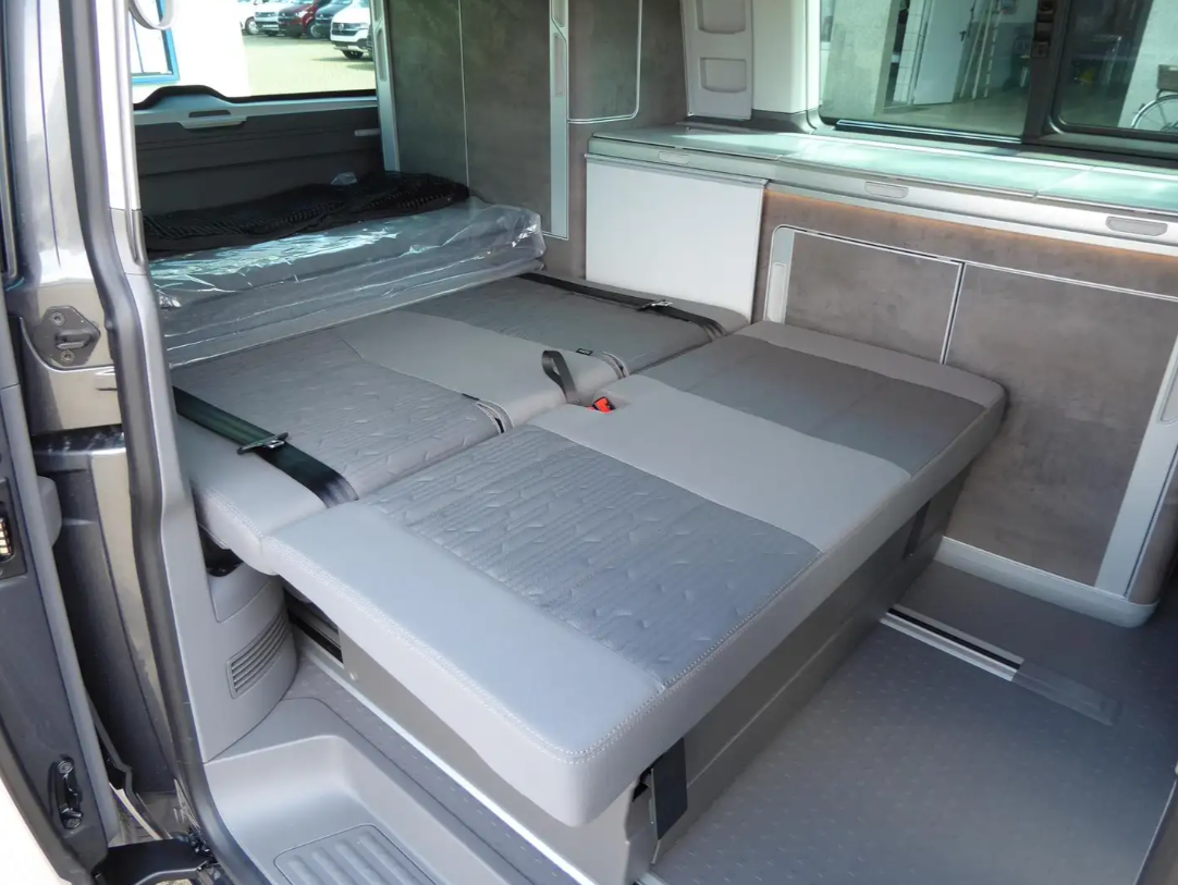 Volkswagen T6.1 California