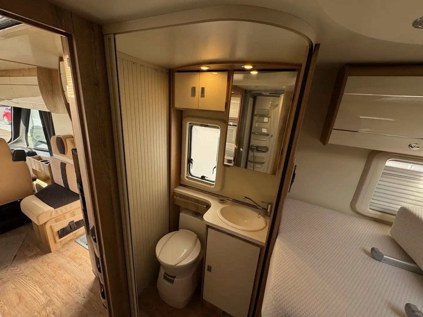 Camping-car Giottiline G-Liner 937