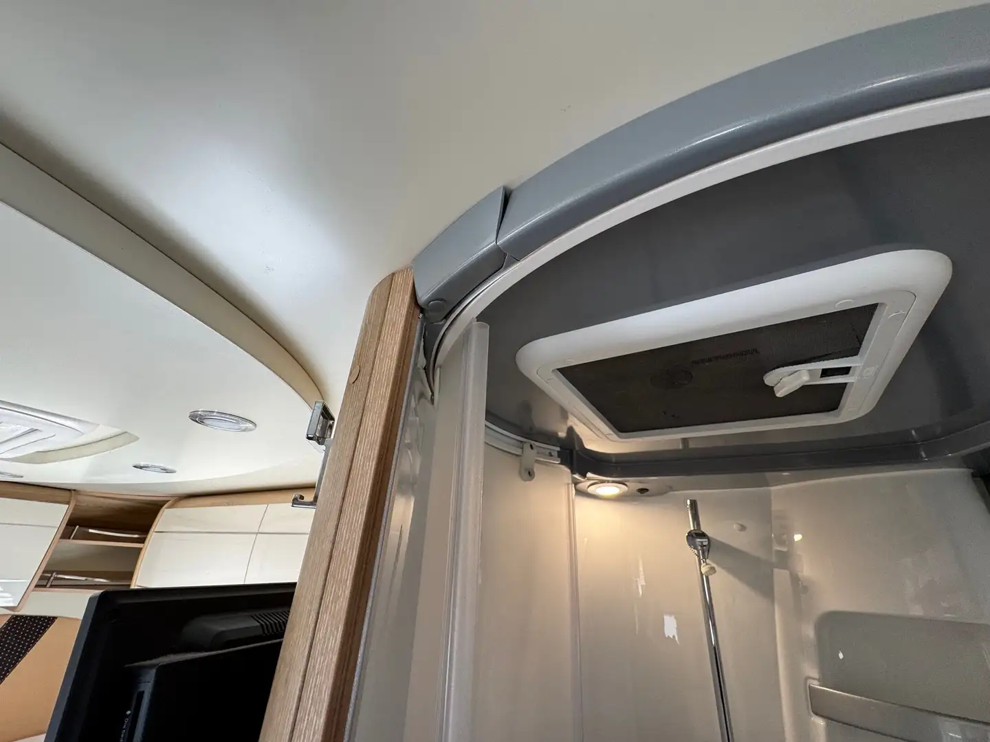 Camping-car Giottiline G-Liner 937