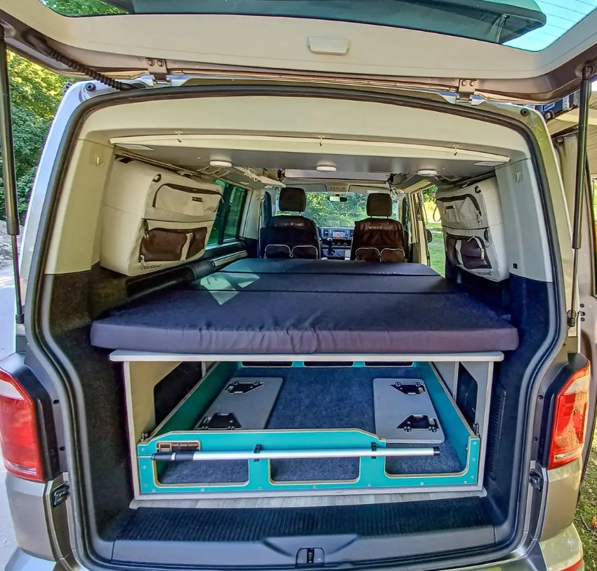 Volkswagen T6 California