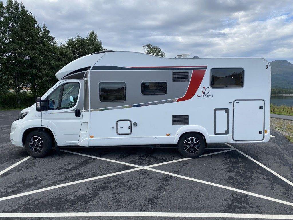 Camping car Bürstner Ixeo Time 726 G