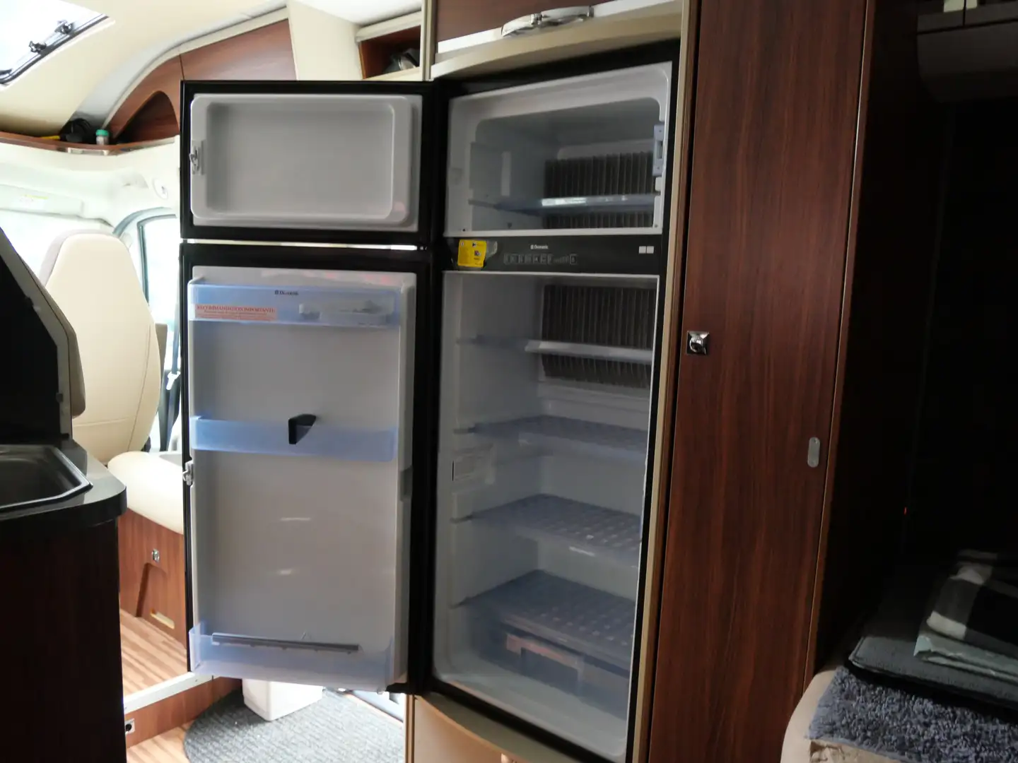 Camping car Adria Coral S 670 SLT