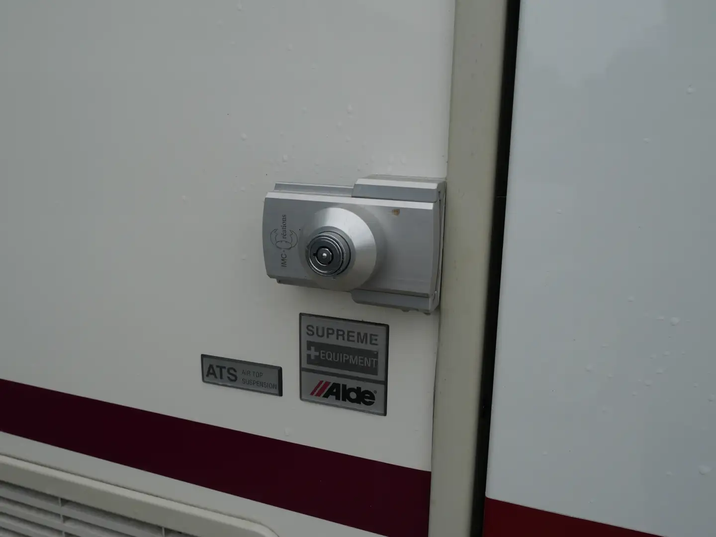 Camping car Adria Coral S 670 SLT