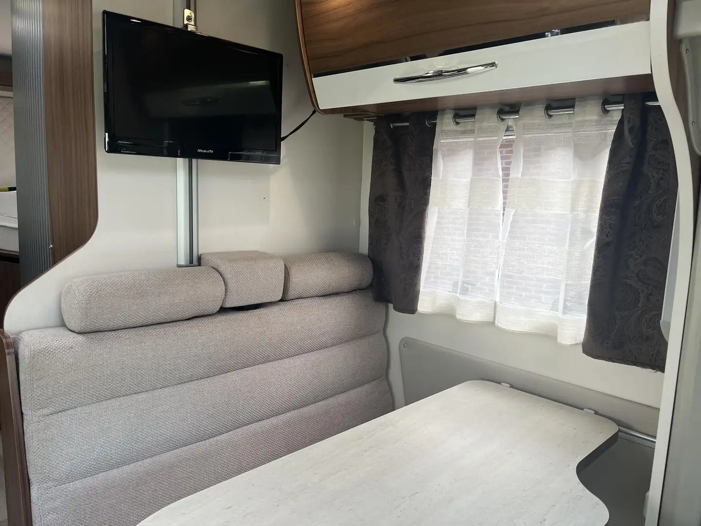 Camping car Pilote 656C Essentiel