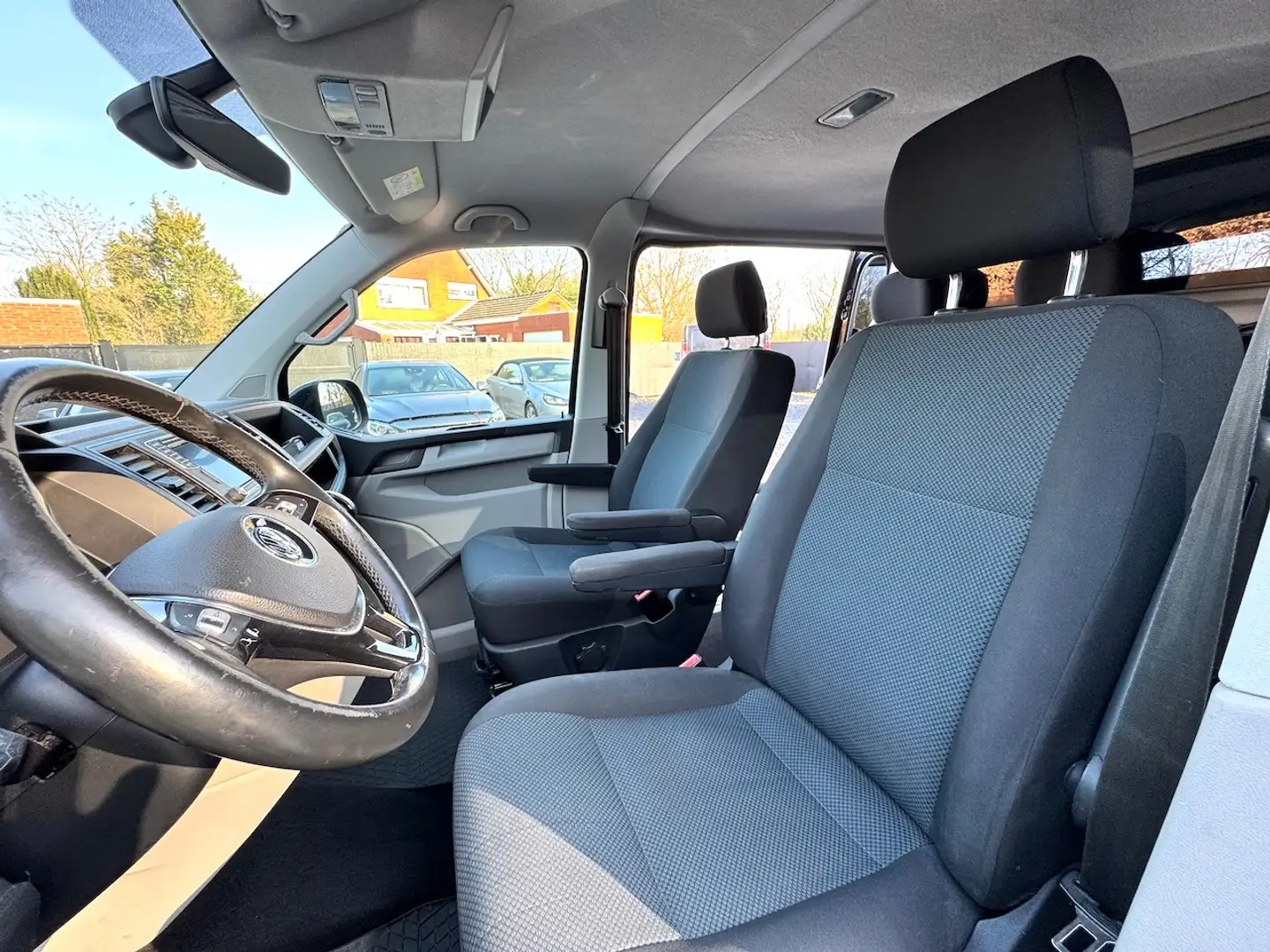 Volkswagen T6 Transporter 2.0 TDI