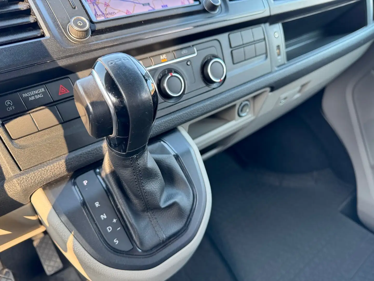 Volkswagen T6 Transporter 2.0 TDI