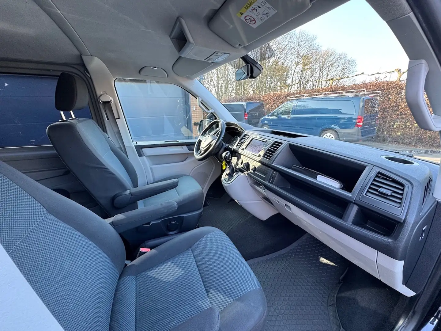 Volkswagen T6 Transporter 2.0 TDI