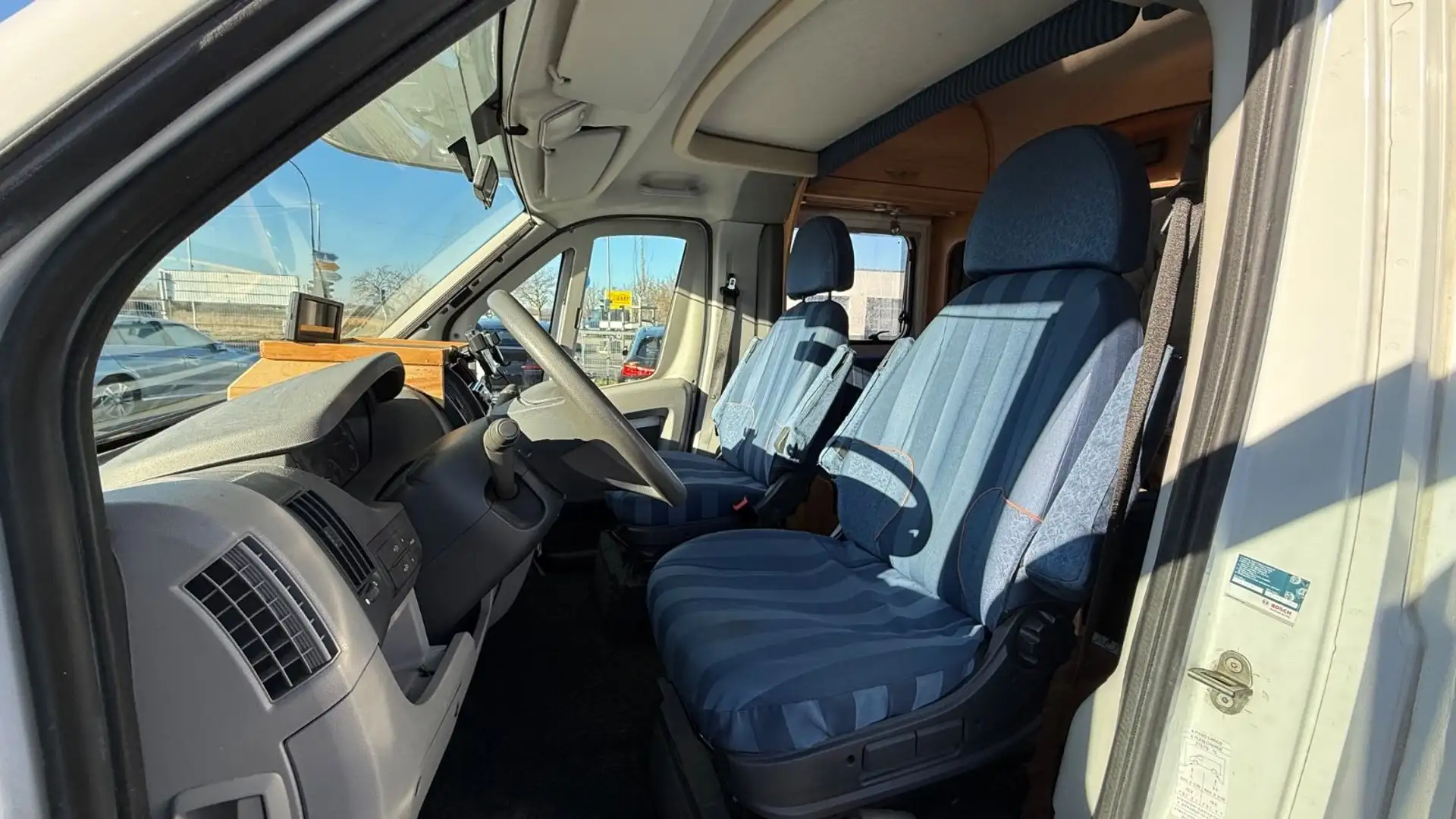 Camping car Bürstner Levanto A530 Alkoven