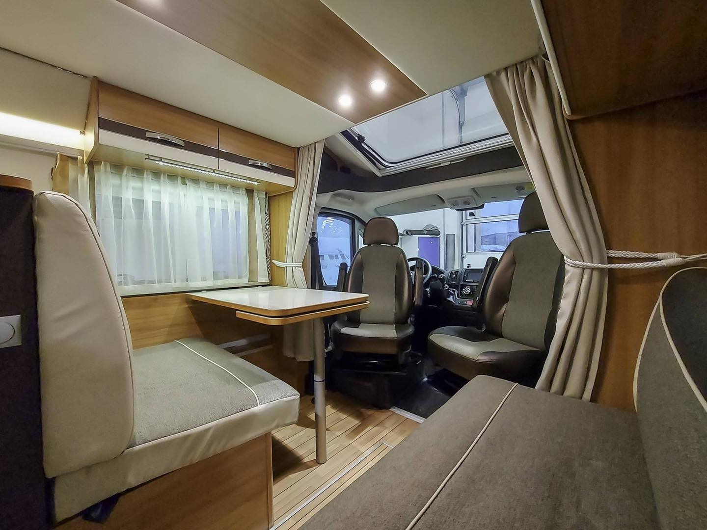 CAMPING CAR Fiat Weinsberg R58