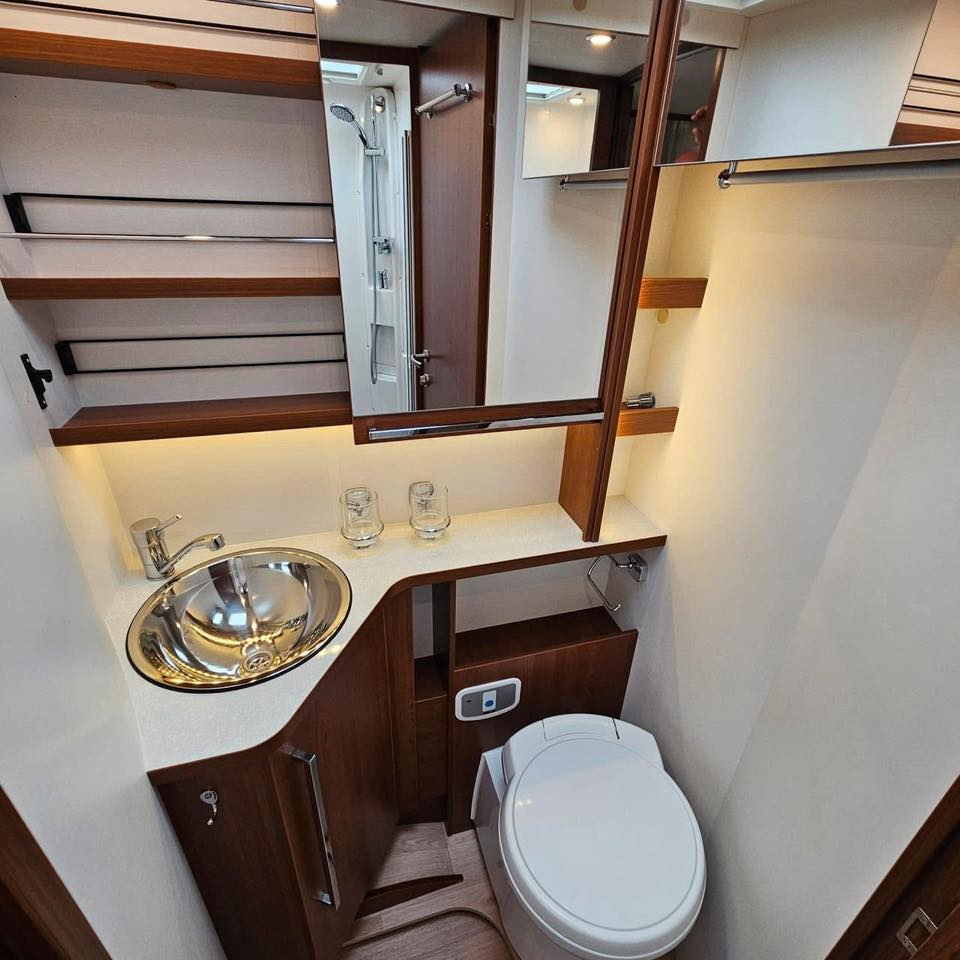 CAMPING CAR Rapido 666 F