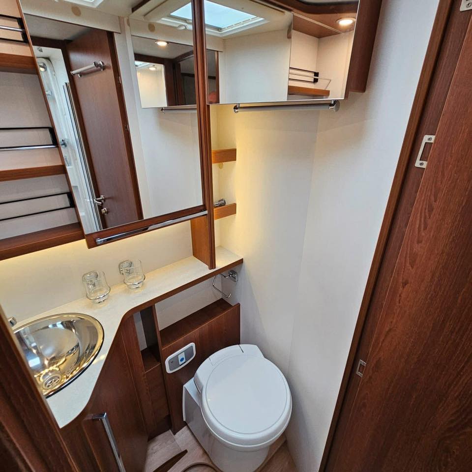 CAMPING CAR Rapido 666 F