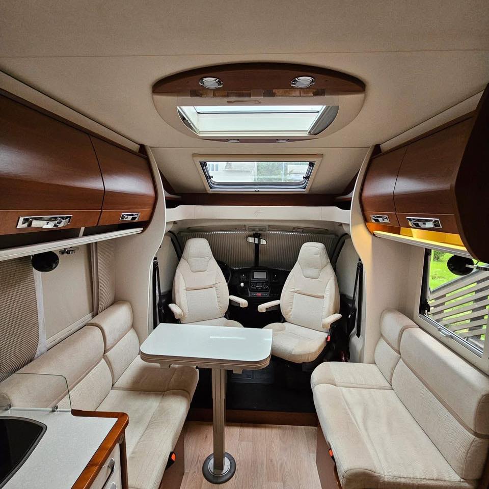 CAMPING CAR Rapido 666 F