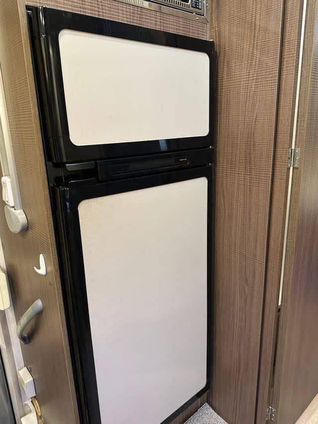 CAMPING CAR RIMOR SILVER LINE