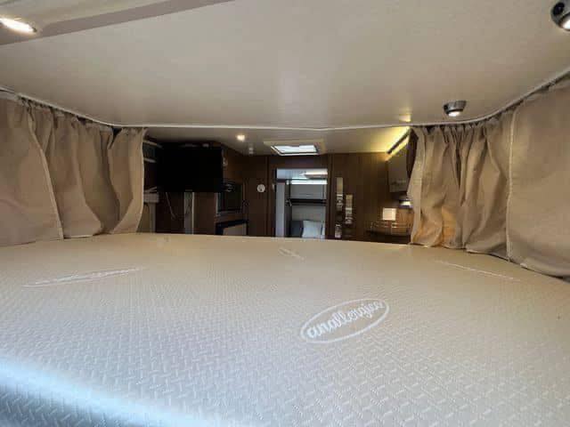 CAMPING CAR RIMOR SILVER LINE