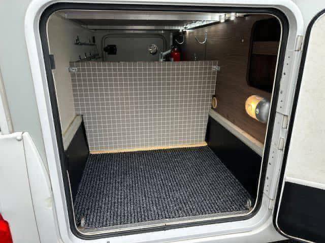 CAMPING CAR RIMOR SILVER LINE