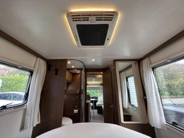 CAMPING CAR RIMOR SILVER LINE