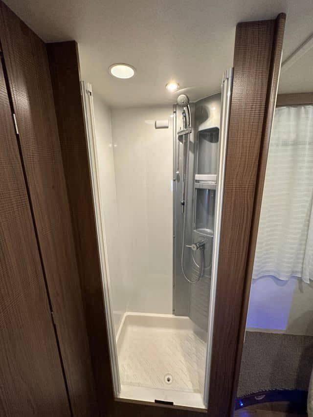 CAMPING CAR RIMOR SILVER LINE