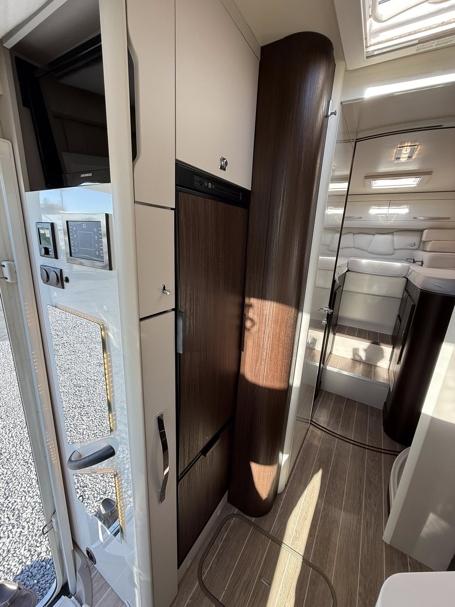 CAMPING CAR CI Trigano Riviera 84 XT