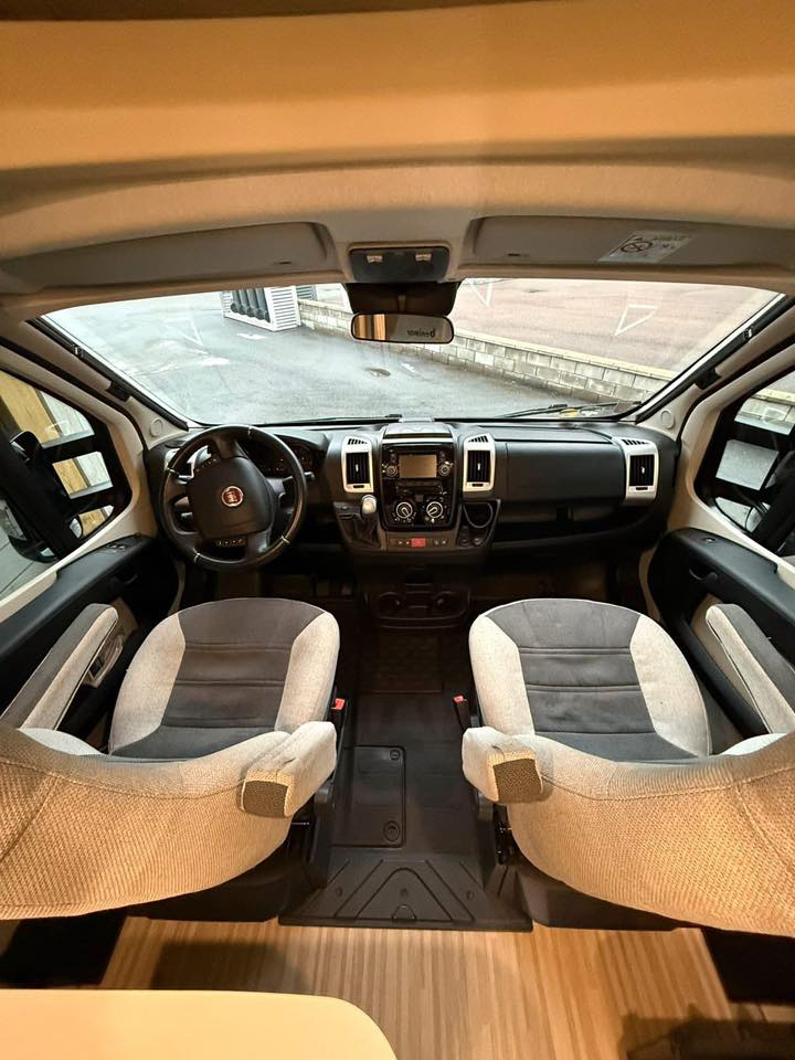 CAMPING CAR Benimar Mileo 263