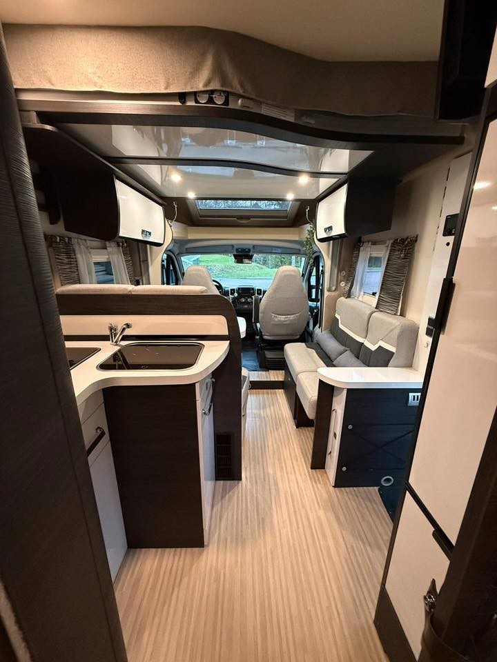 CAMPING CAR Benimar Mileo 263