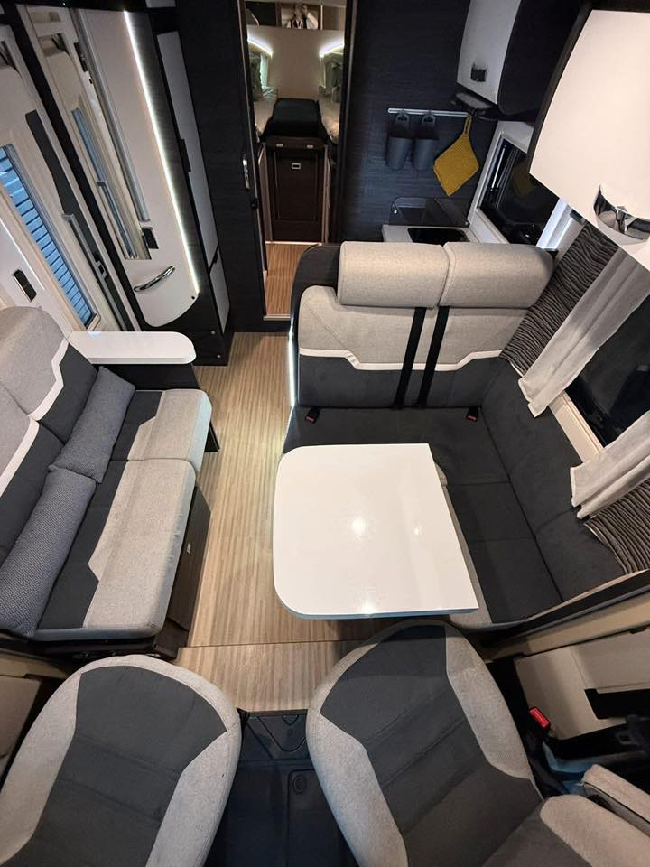 CAMPING CAR Benimar Mileo 263