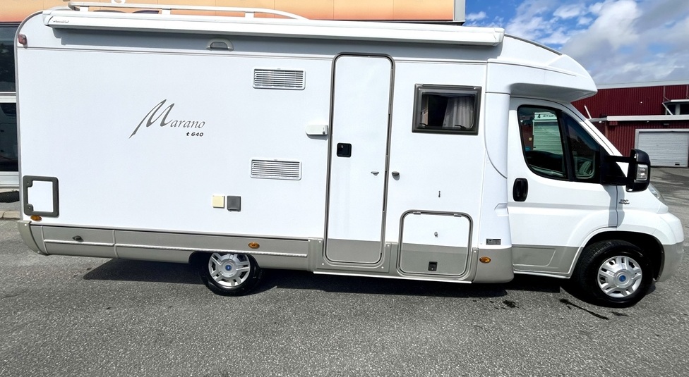 CAMPING CAR Bürstner T640 Marano