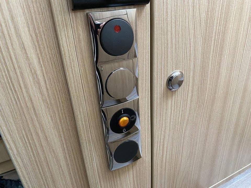 CAMPING CAR Bürstner Ixeo Time 726 G