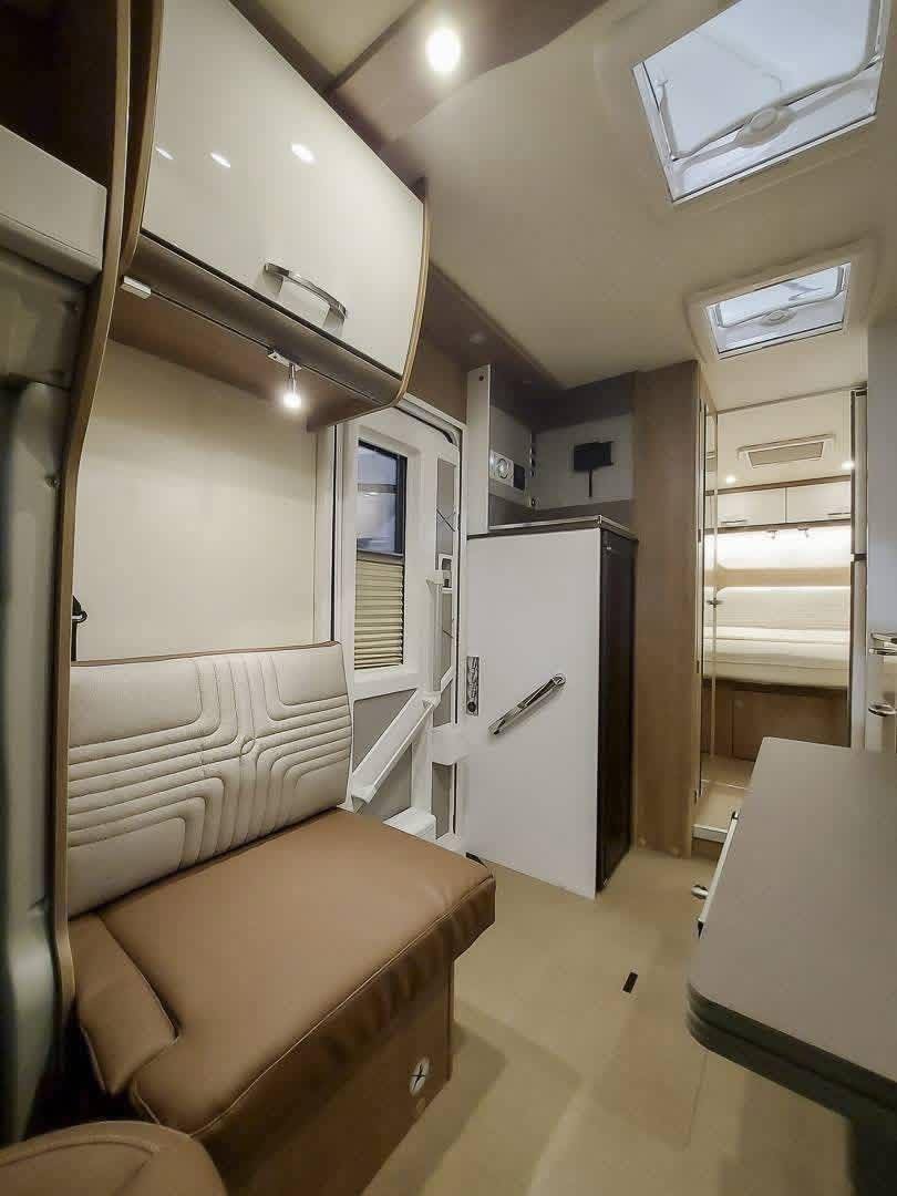 CAMPING CAR Bürstner Lyseo TD Harmony T 732