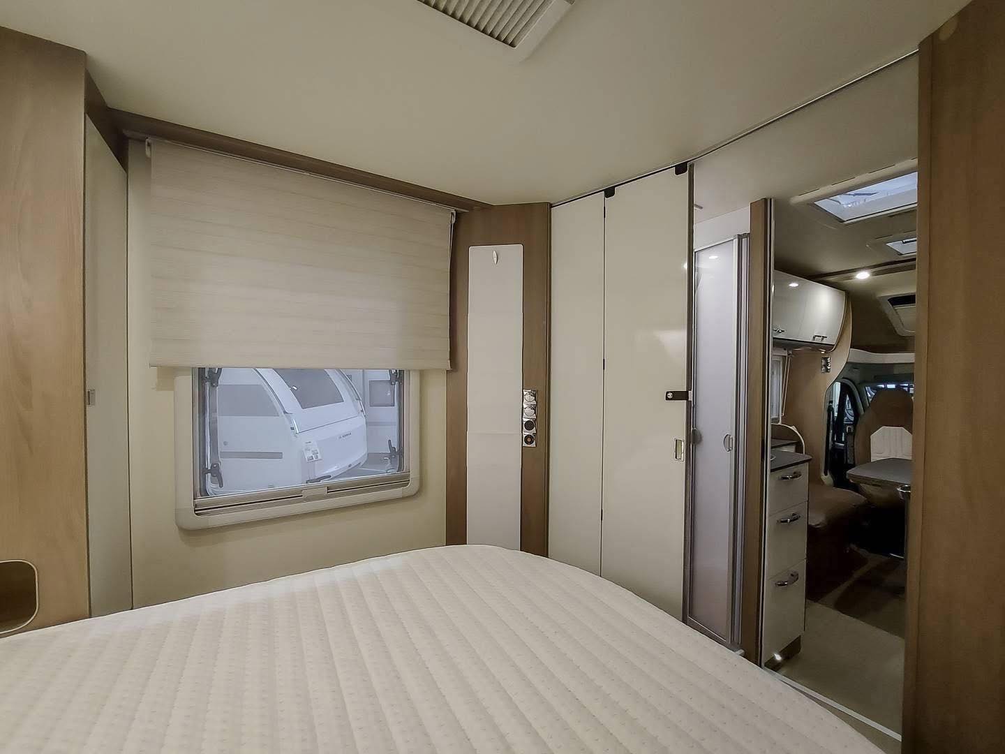 CAMPING CAR Bürstner Lyseo TD Harmony T 732