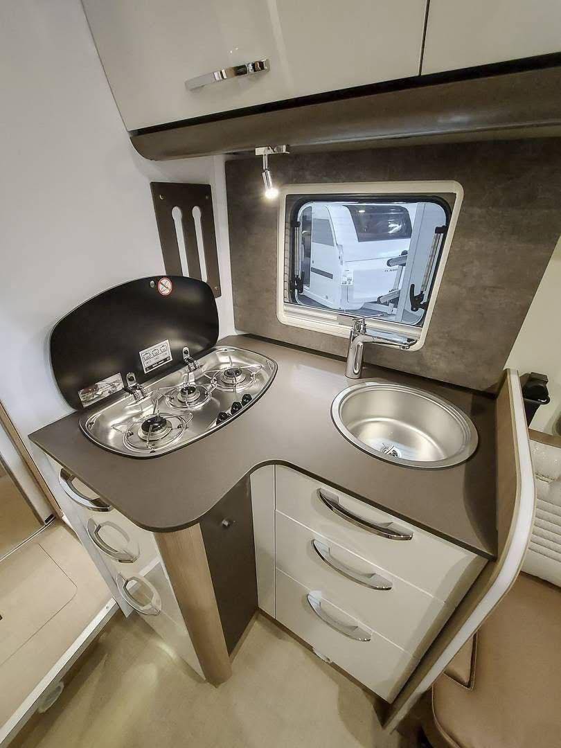 CAMPING CAR Bürstner Lyseo TD Harmony T 732