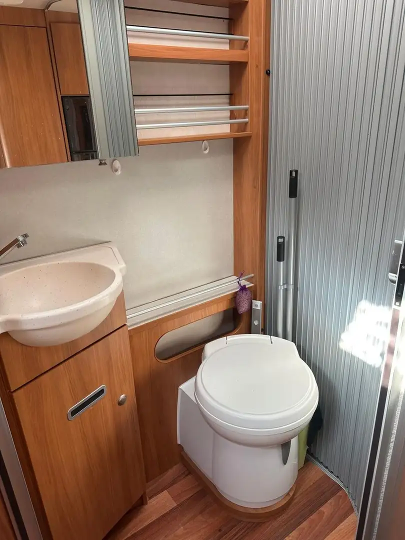 Camping-Car Hymer / Eriba B 585