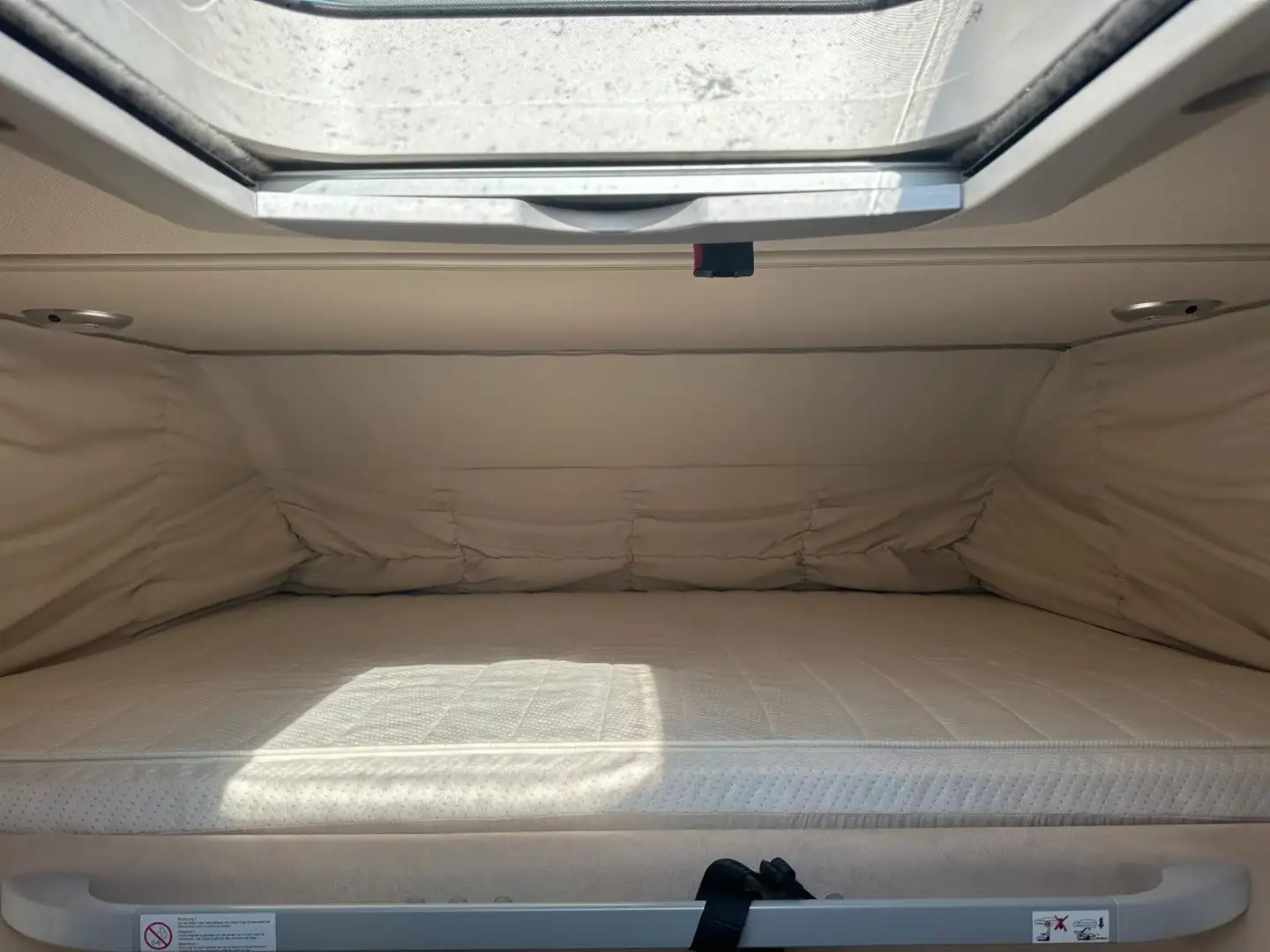 Camping-Car Hymer / Eriba B 585