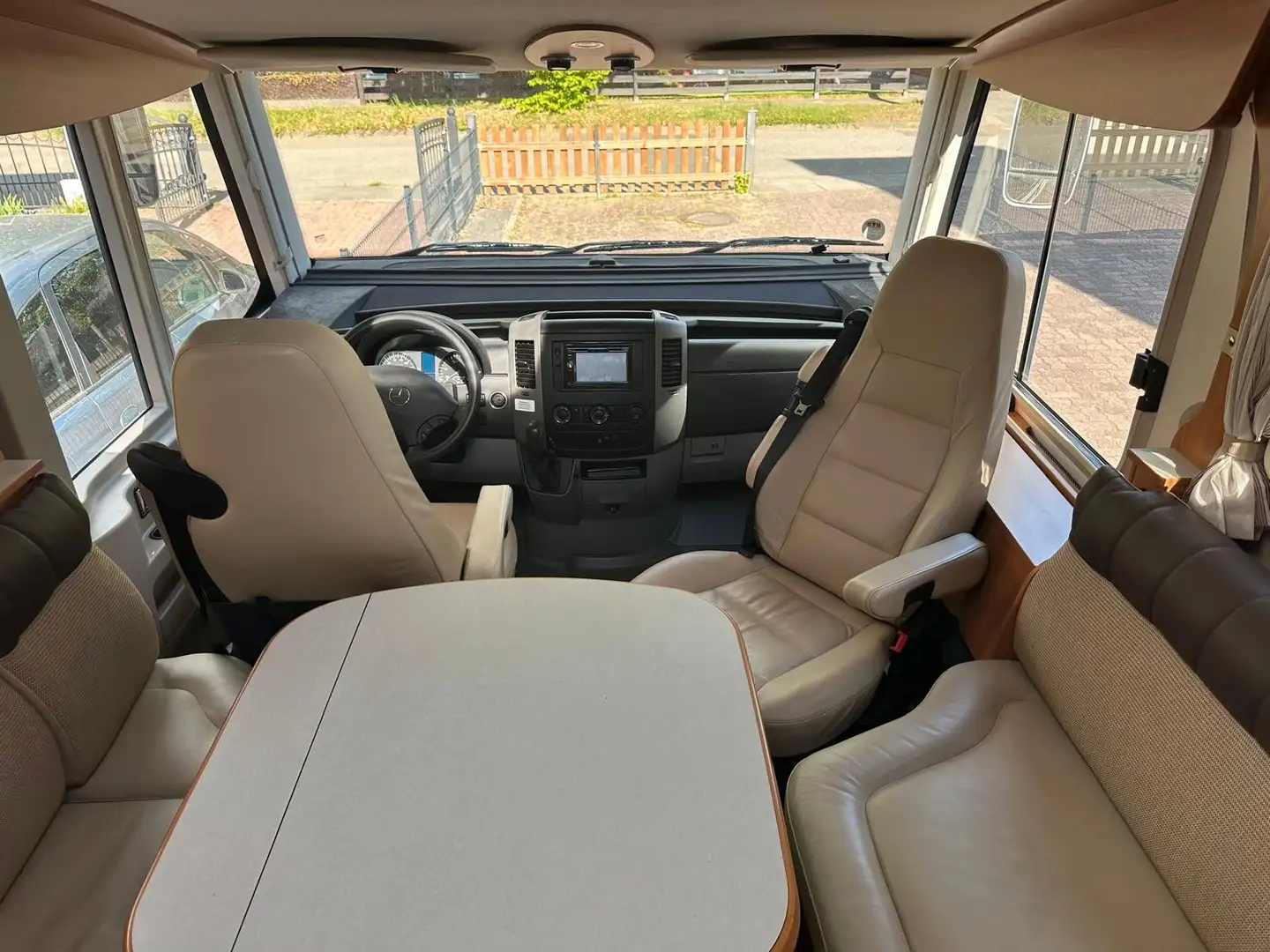 Camping-Car Hymer / Eriba B 585