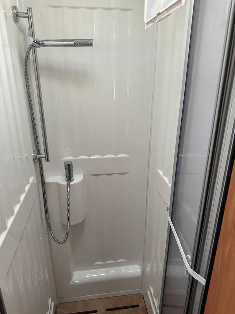 Camping-Car Hymer / Eriba B 585