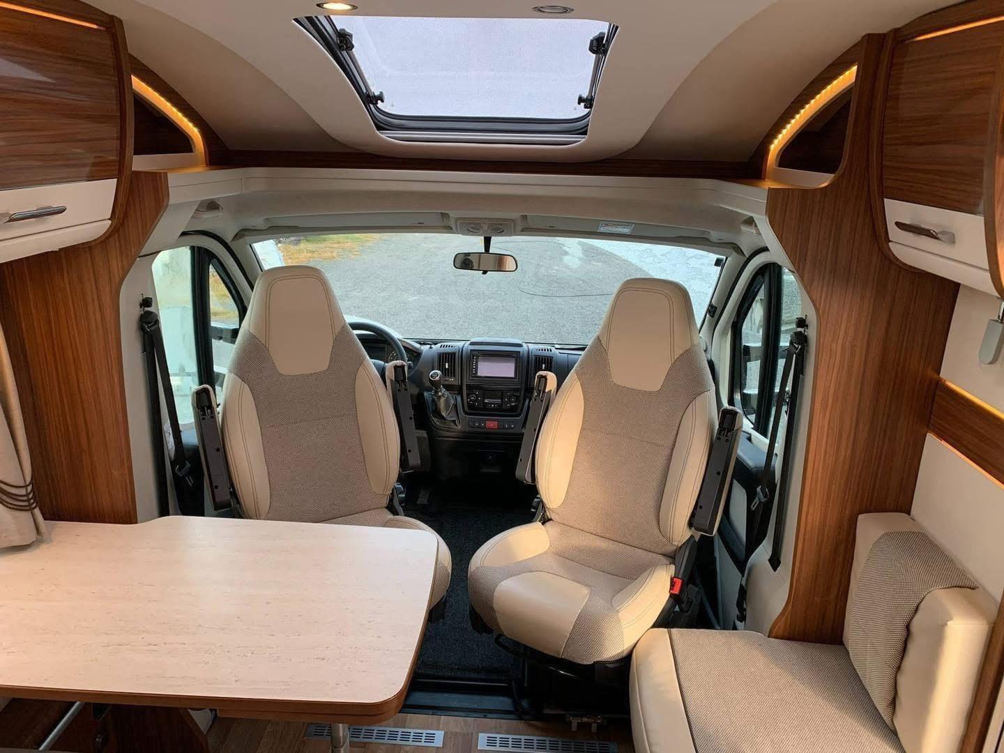 CAMPING CAR Avantage Dethleffs T 7051