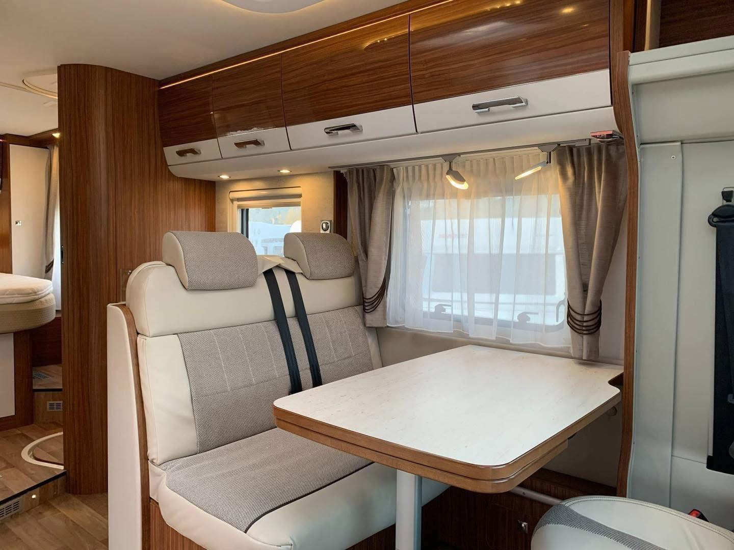 CAMPING CAR Avantage Dethleffs T 7051