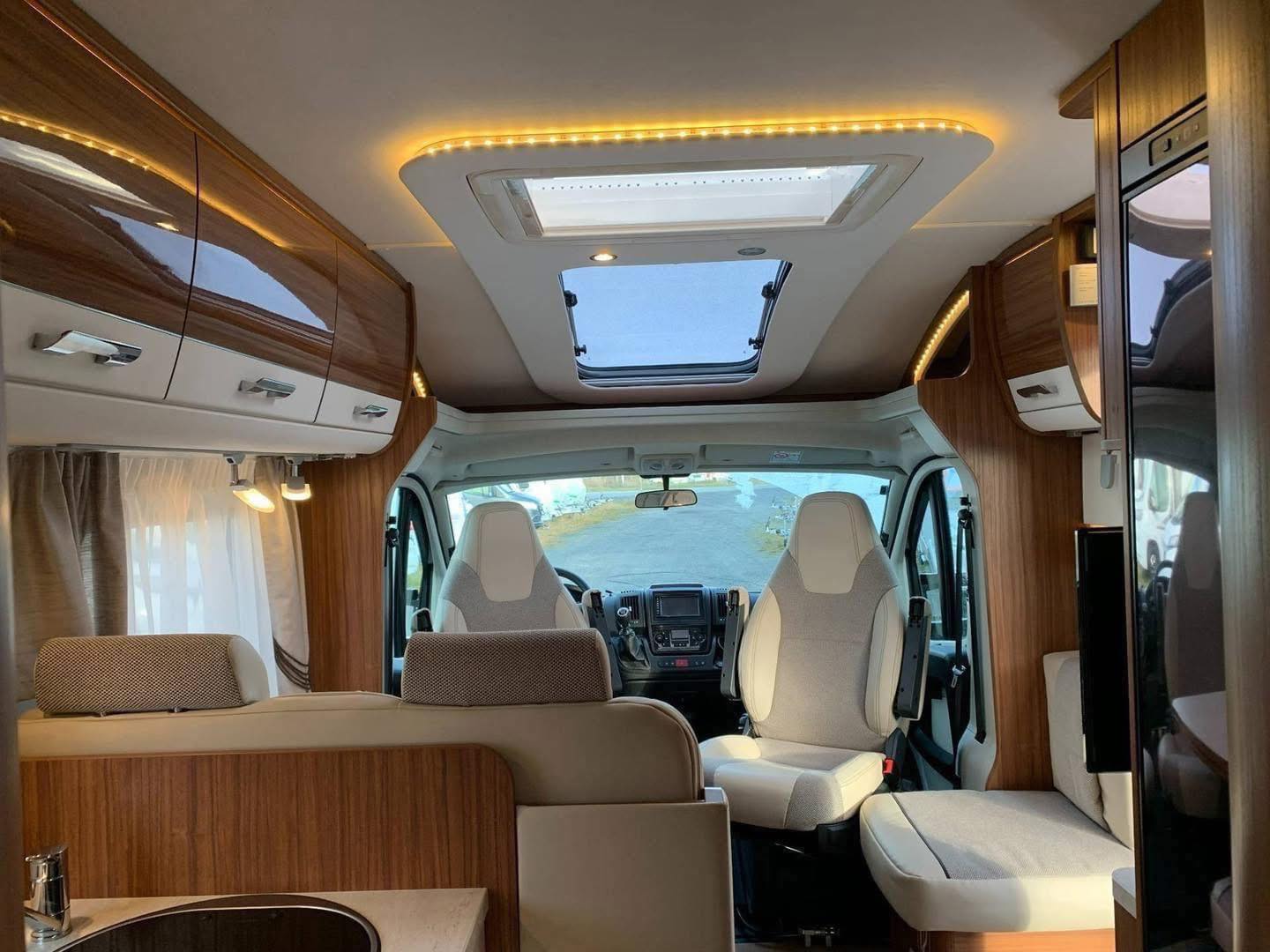 CAMPING CAR Avantage Dethleffs T 7051