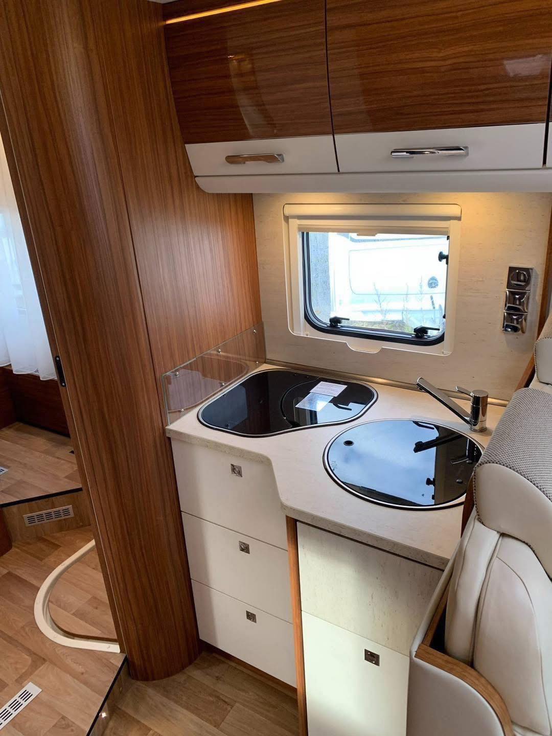 CAMPING CAR Avantage Dethleffs T 7051