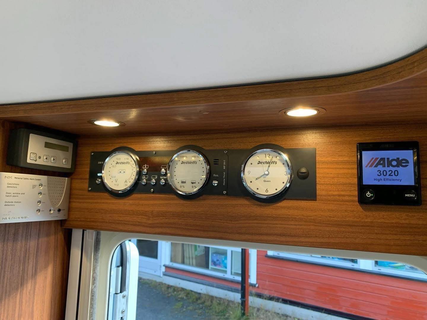 CAMPING CAR Avantage Dethleffs T 7051