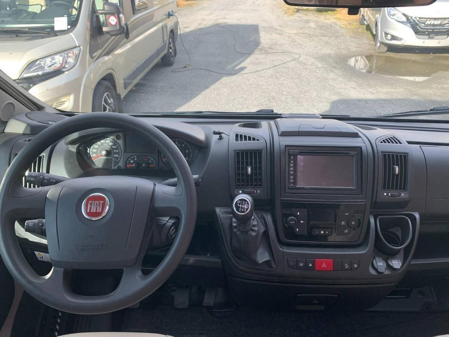 CAMPING CAR Avantage Dethleffs T 7051