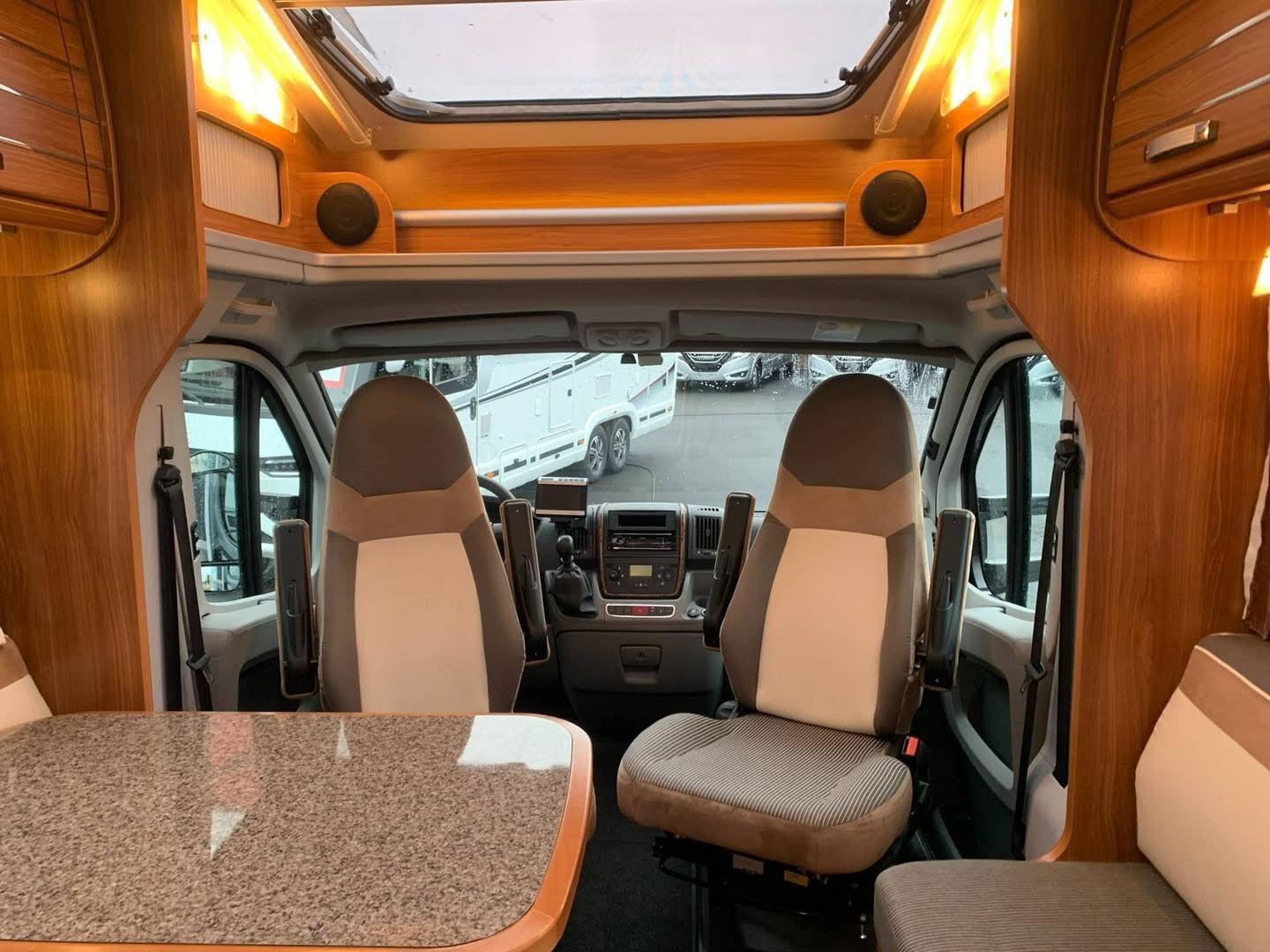 CAMPING CAR Dethleffs Esprit T 7090 ALDE