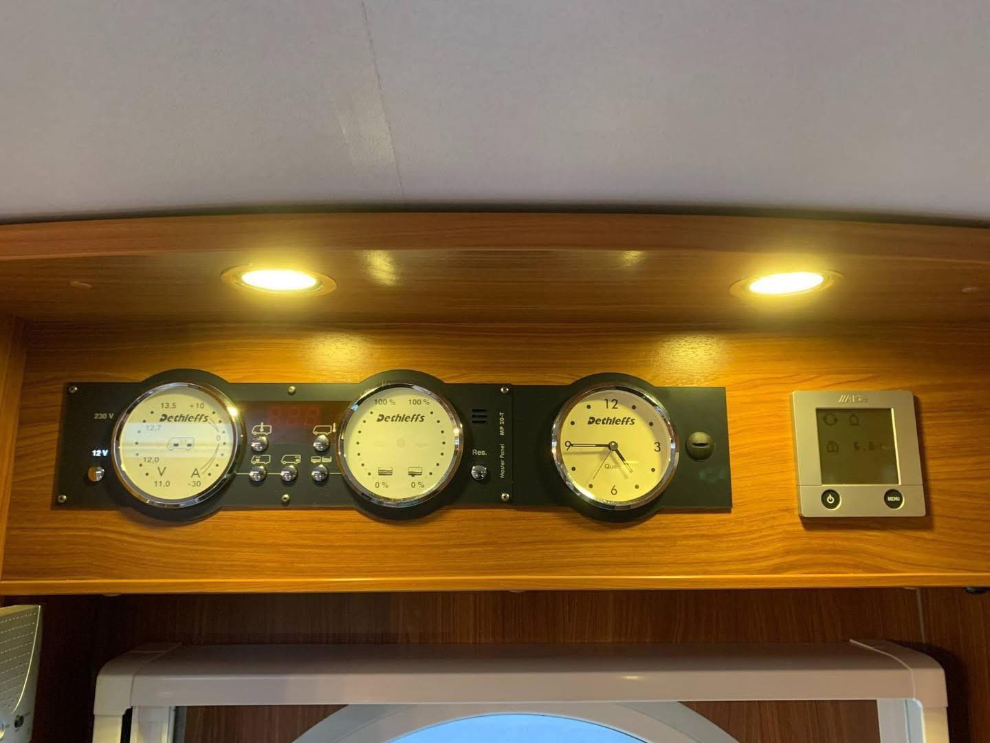 CAMPING CAR Dethleffs Esprit T 7090 ALDE