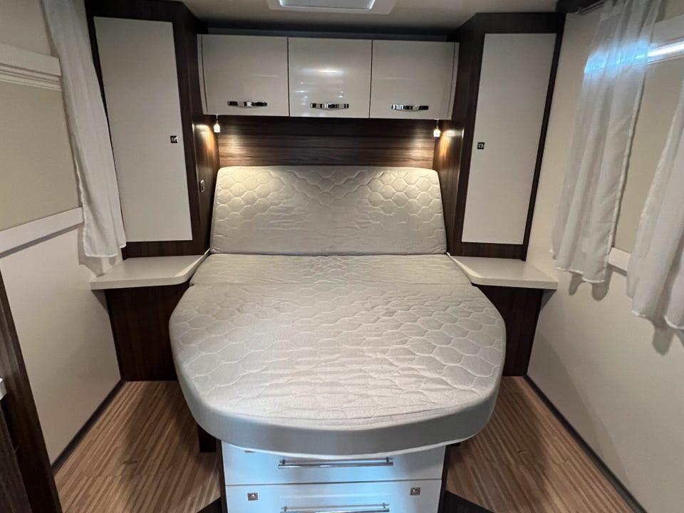 Camping car Benimar Tessoro 495