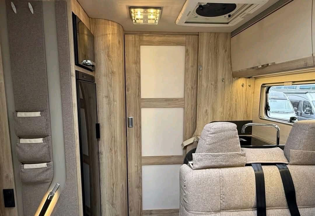 Camping Car Eura Mobil Integral Line