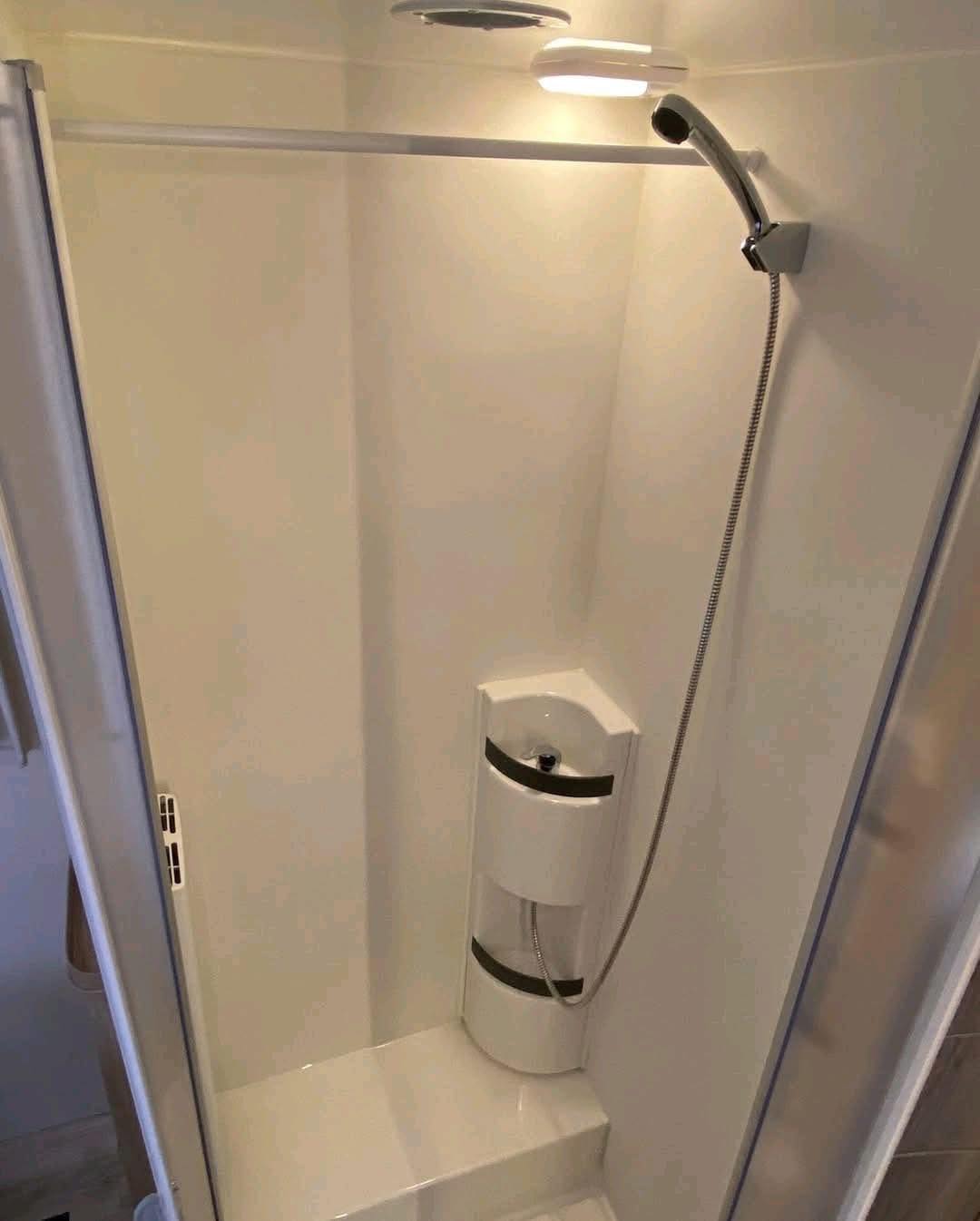 Camping Car Eura Mobil Integral Line