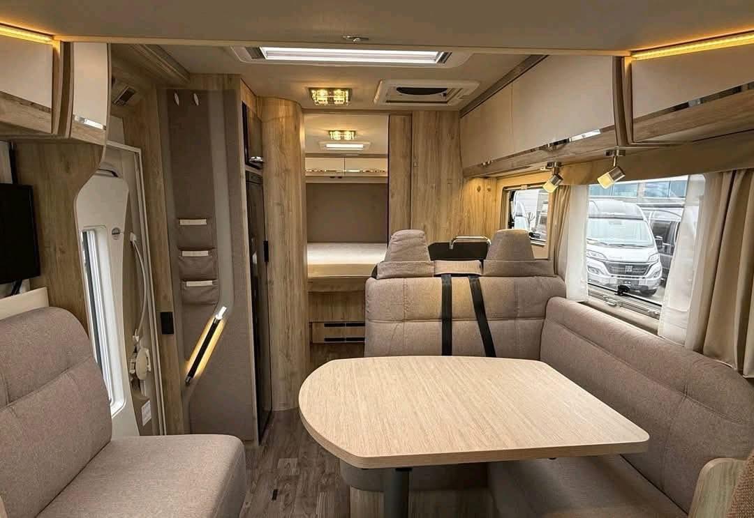 Camping Car Eura Mobil Integral Line