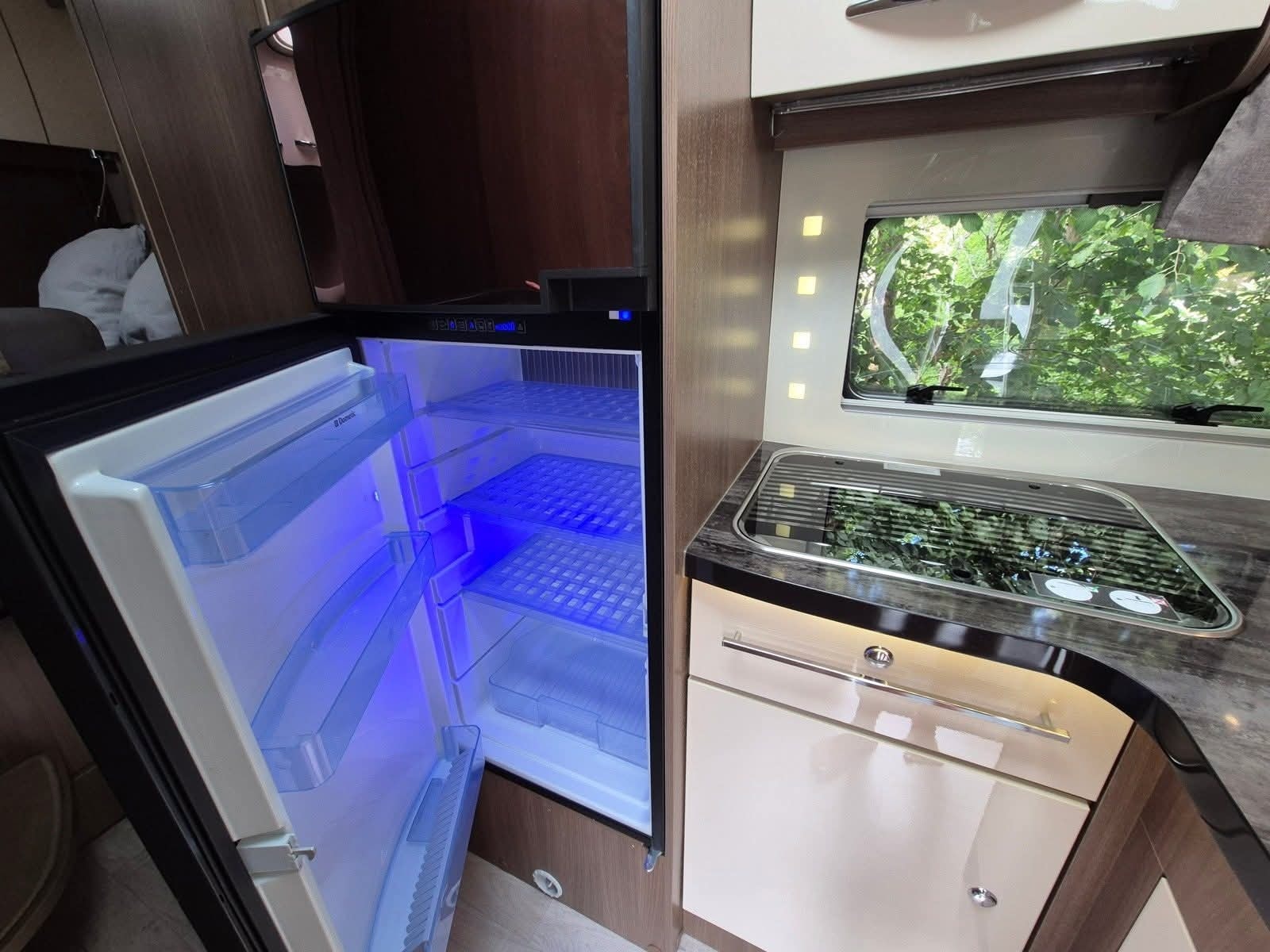 Camping car Chausson Titanium