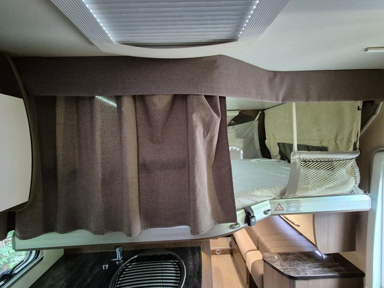 Camping car Chausson Titanium