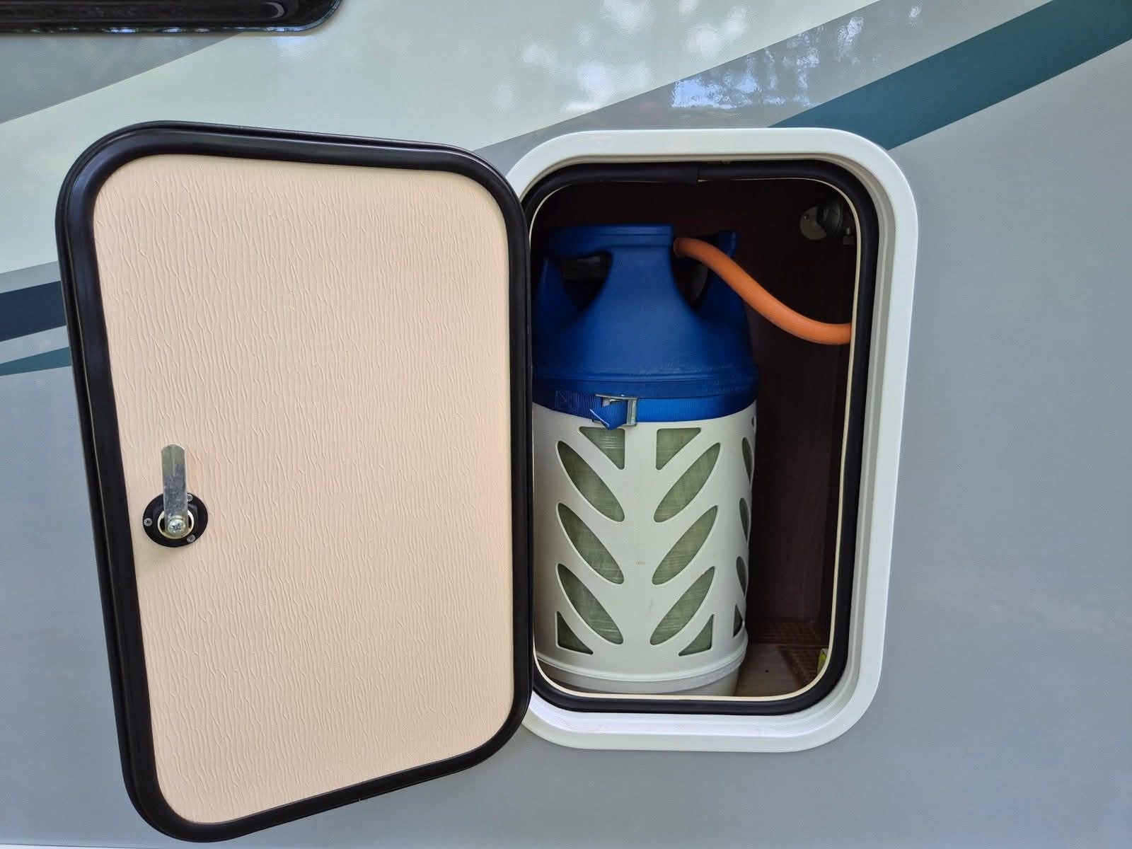 Camping car Chausson Titanium